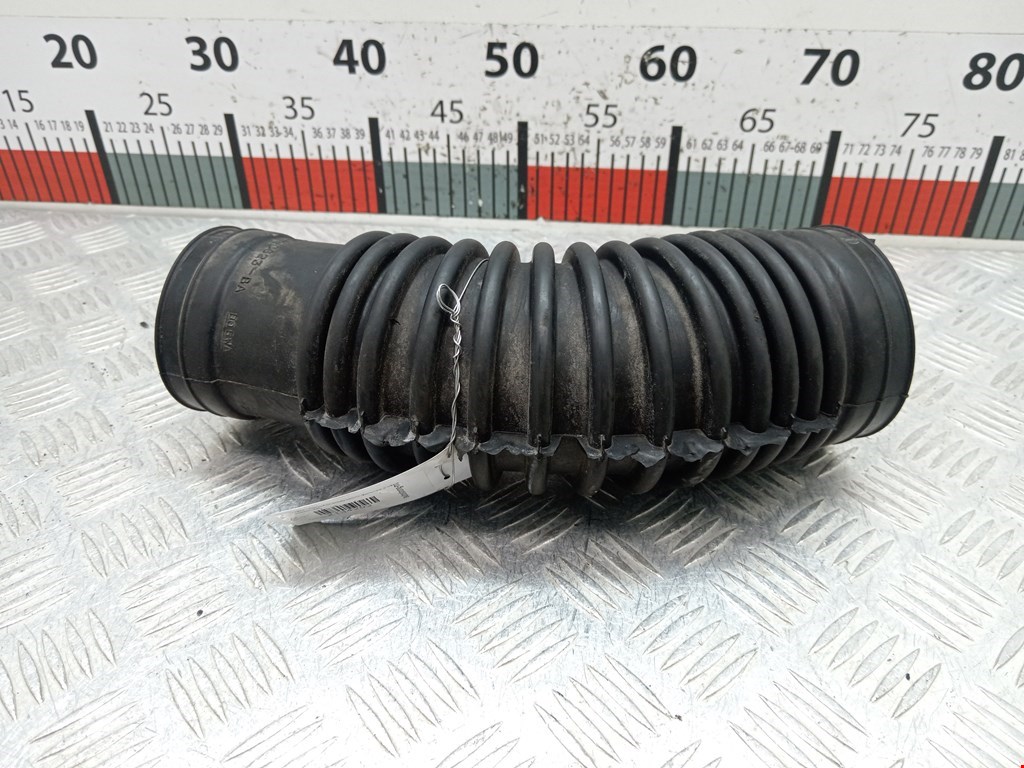 Патрубок воздушного фильтра (гофра инжектора) Ford Mondeo 2 (1996-2002)