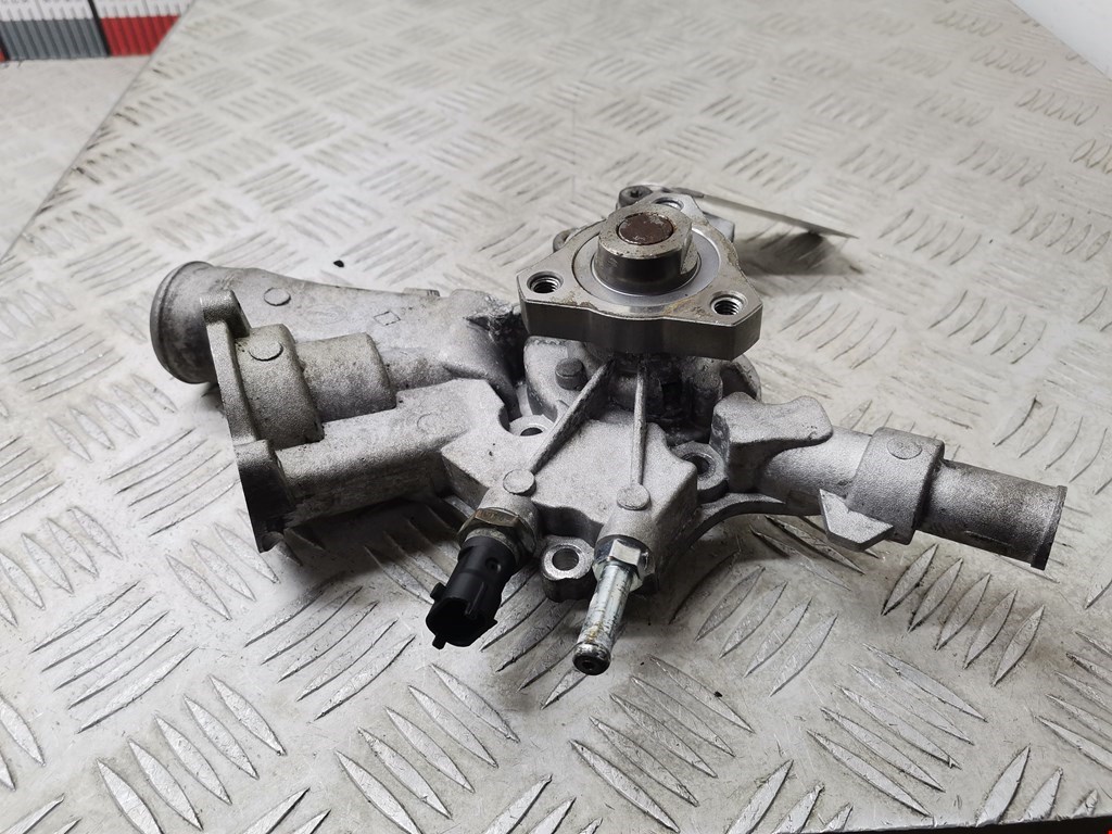 Насос водяной (помпа) OPEL Combo C 2001-2011