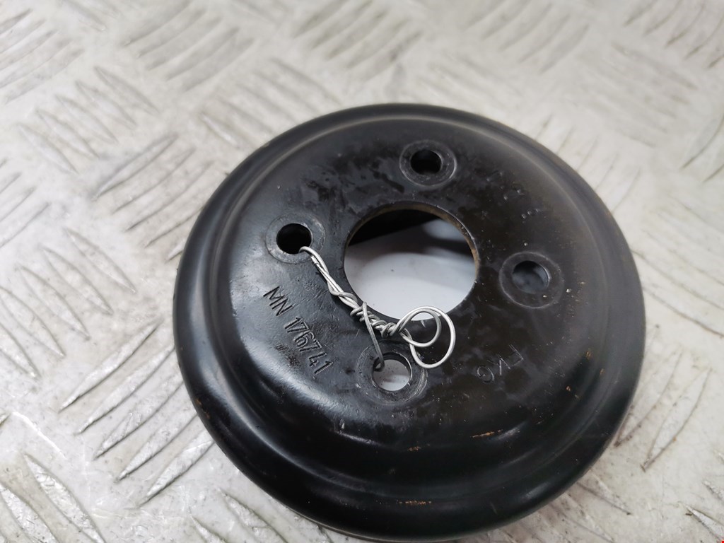 Шкив водяного насоса (помпы) SMART Forfour W454 2004-2006