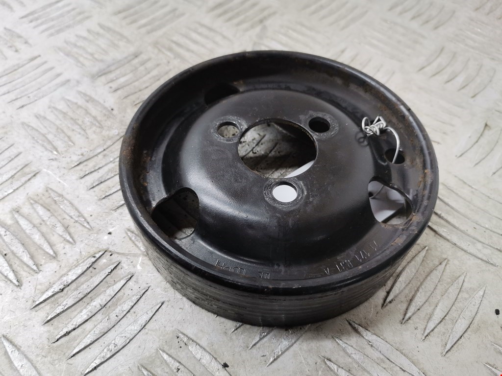 Шкив водяного насоса (помпы) VOLKSWAGEN Touareg 2002-2010