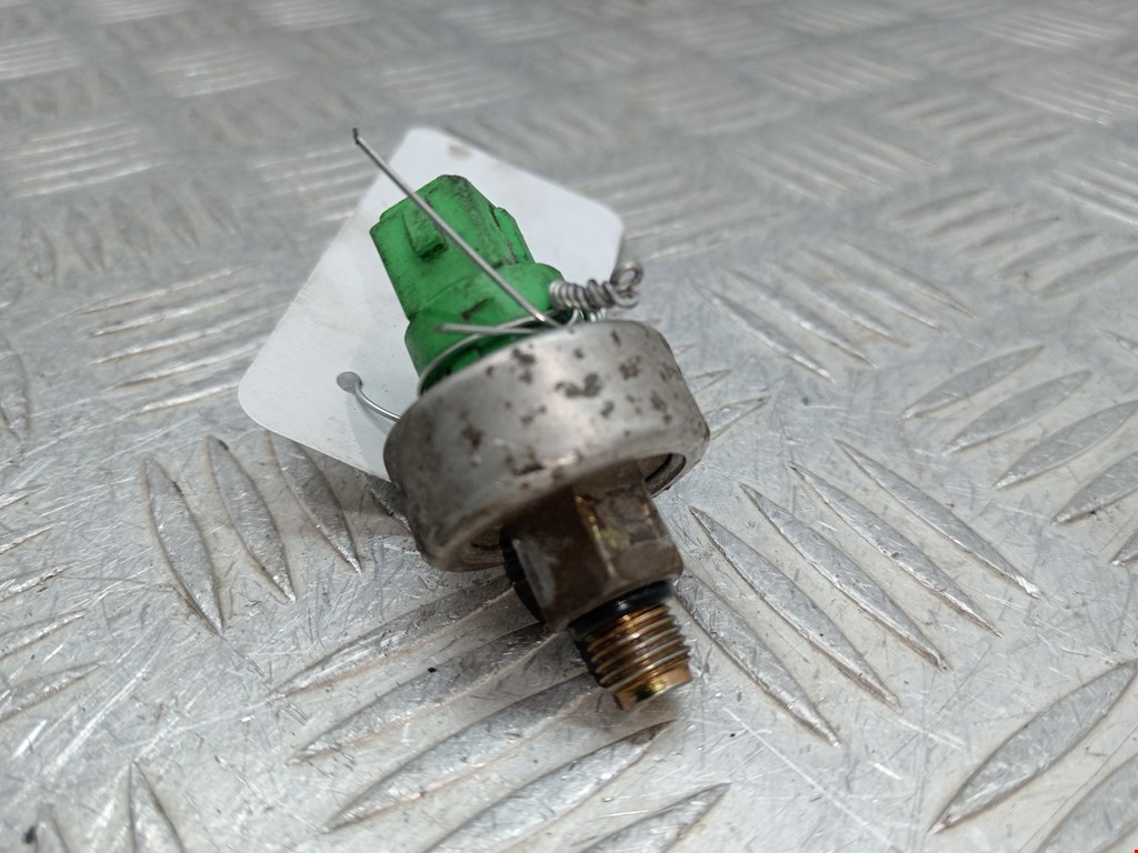 Датчик давления масла FORD Mondeo II 1996-2000