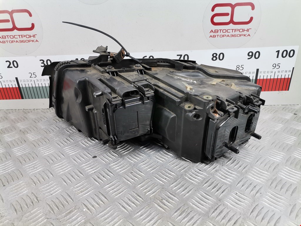 Фара правая AUDI A8 D3 2003-2010