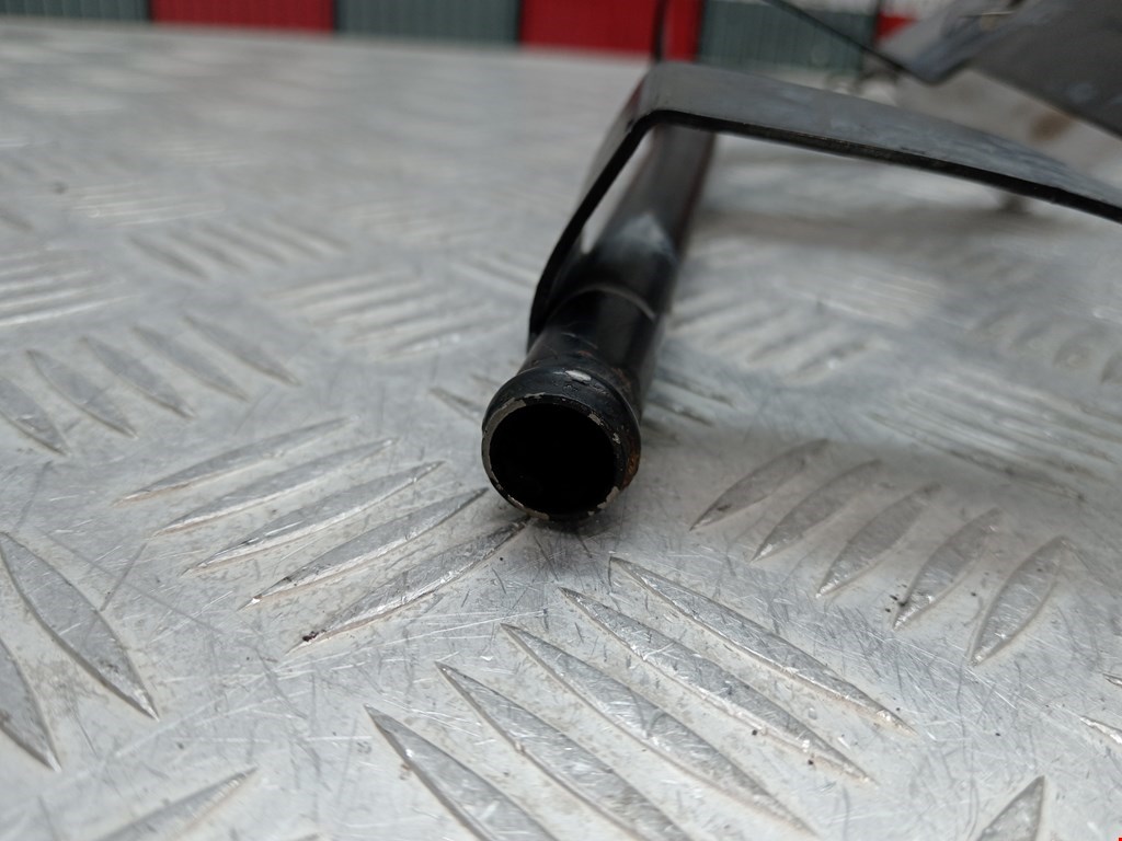 Трубка системы охлаждения VOLKSWAGEN Bora 1998-2005