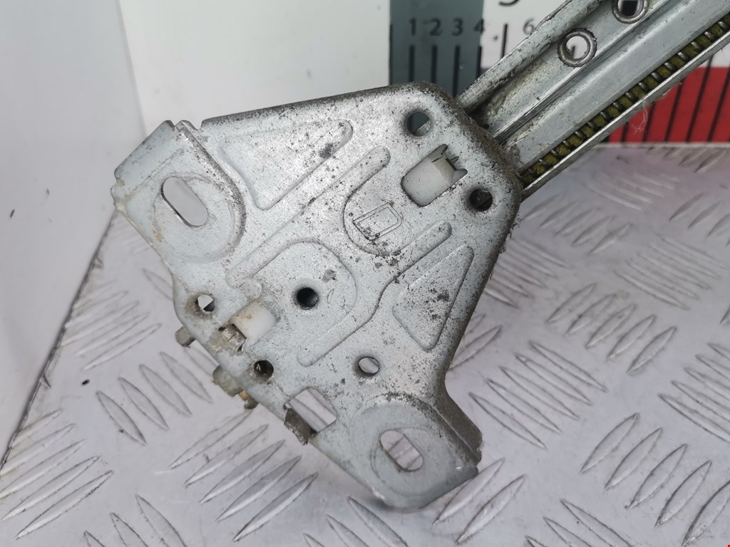 Стеклоподъемник передний правый RENAULT Master 1998-2010