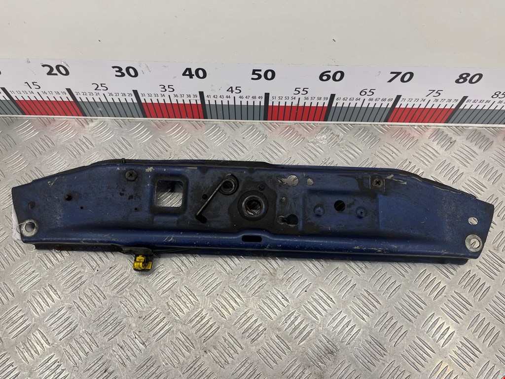 Рамка капота Opel Zafira B (2005-2014)