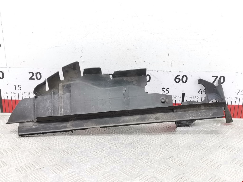 Кронштейн (крепление) радиатора AUDI A8 D3 2003-2010