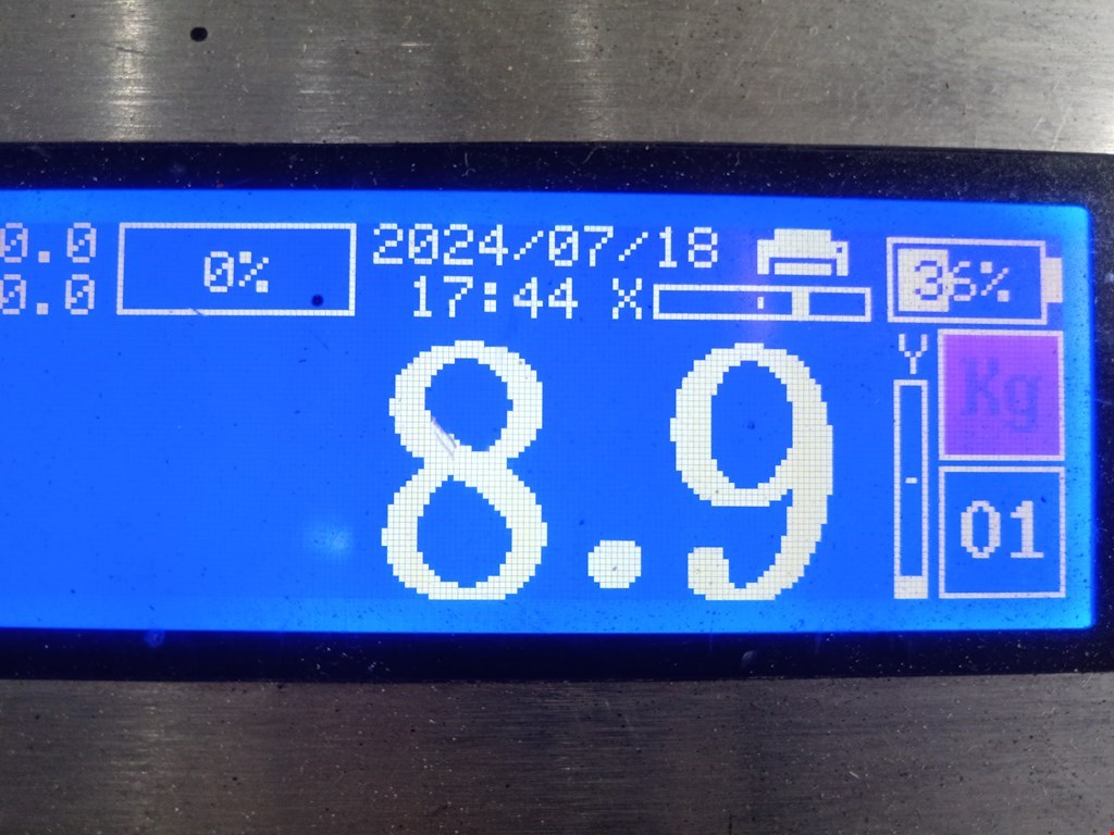 Усилитель переднего бампера (передний) TOYOTA Avensis 2009-2015