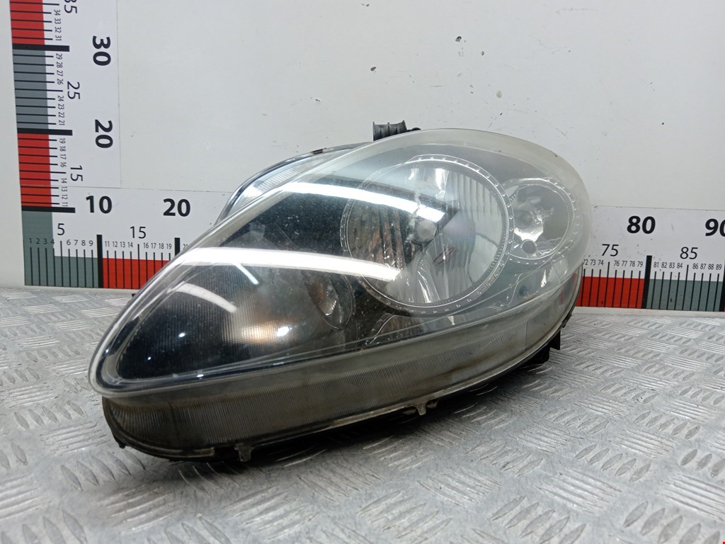 Фара левая SEAT Toledo 2004-2009