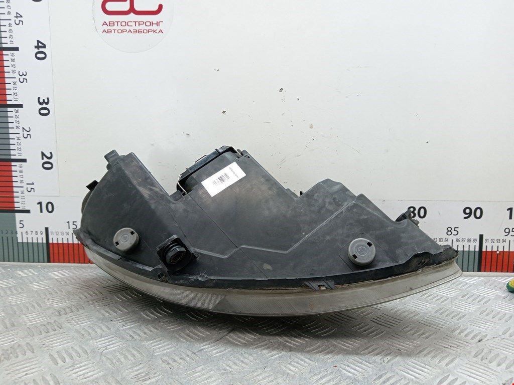 Фара левая SEAT Toledo 2004-2009
