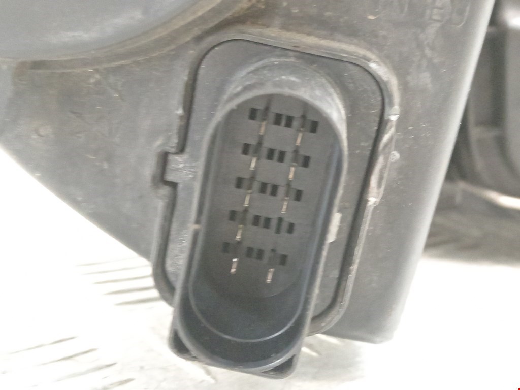 Фара левая SEAT Toledo 2004-2009