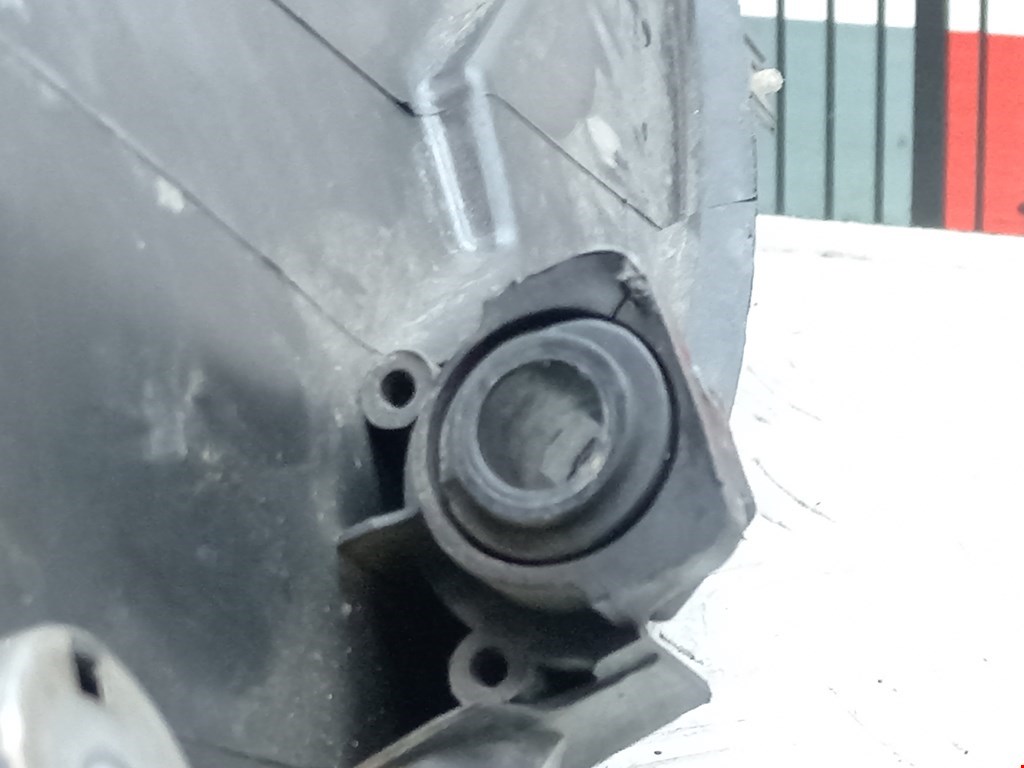 Фара левая SEAT Toledo 2004-2009