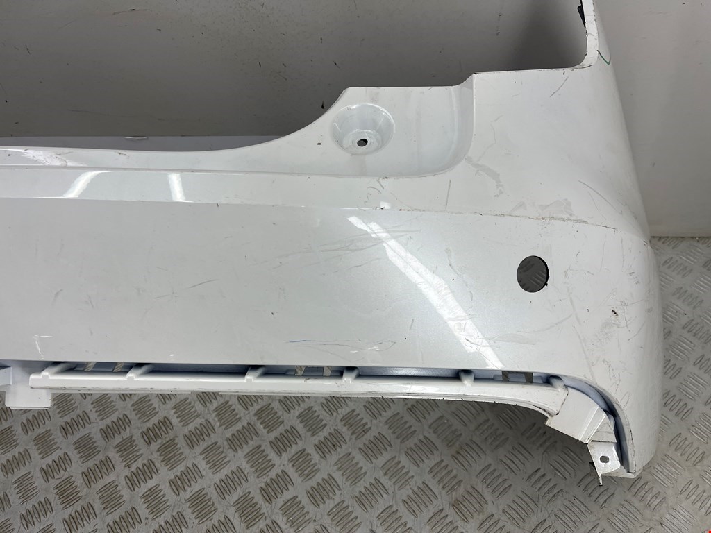 Бампер задний MITSUBISHI Pajero IV 2006-2022