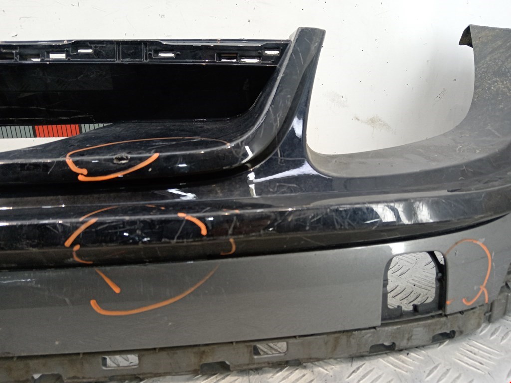 Юбка (губа) бампера задняя (заднего) VOLKSWAGEN Touareg 2010-2018