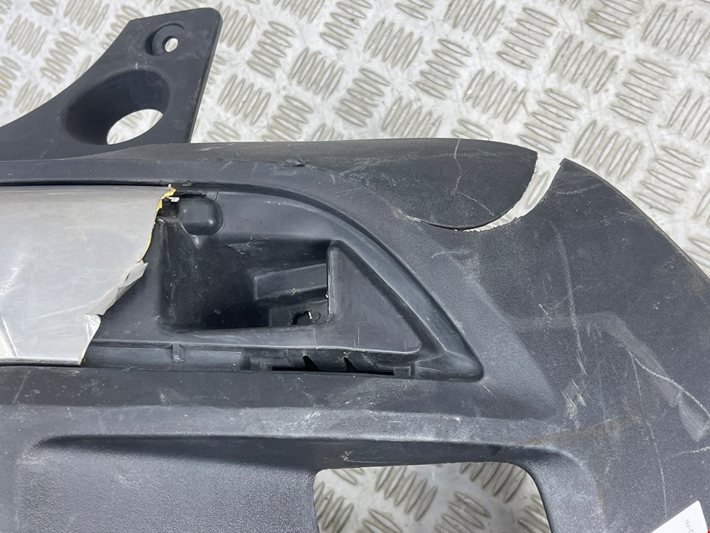 Бампер задний PEUGEOT 3008 2009-2016