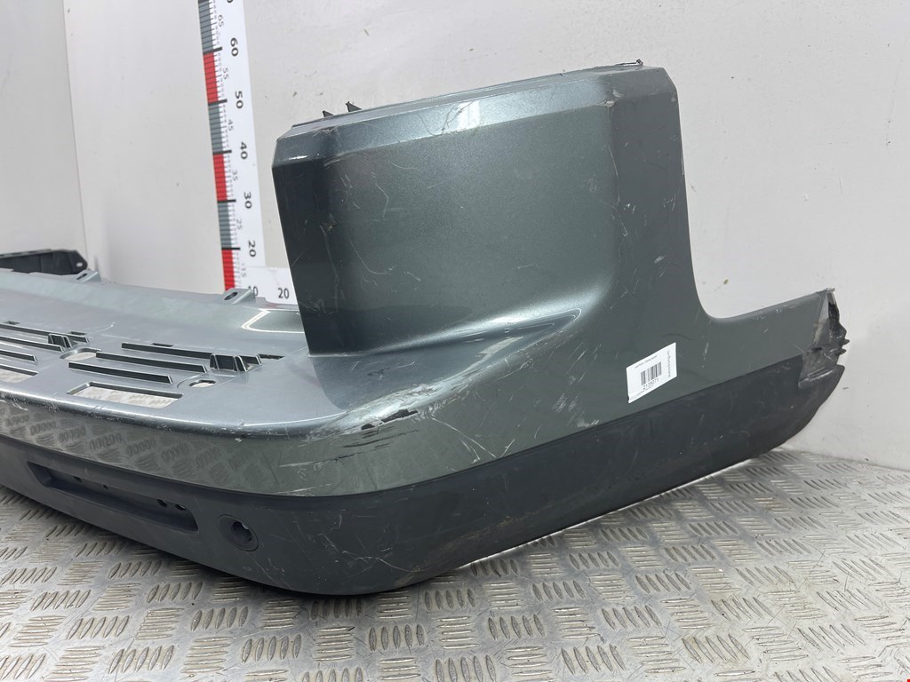 Бампер задний LAND ROVER Discovery IV 2009-2016