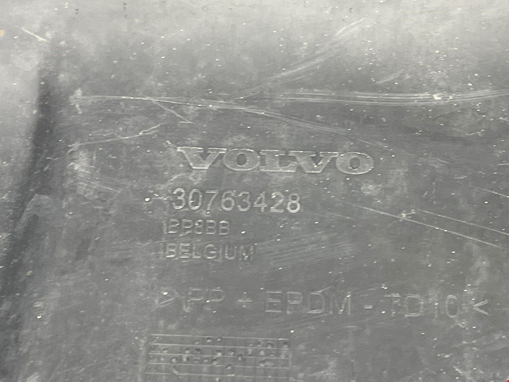 Юбка (губа) бампера задняя (заднего) VOLVO XC60 I 2008-2017