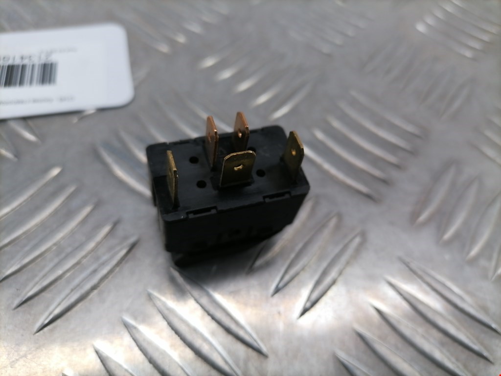 Кнопка стеклоподъемника AUDI A4 B5 1995-2001