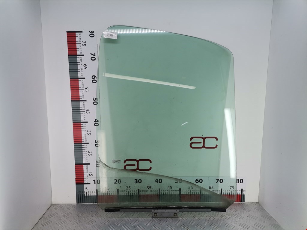 Стекло двери передней правой Opel Movano A (1998-2010)