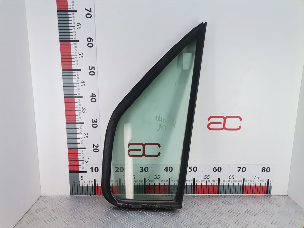 Стекло двери передней правой (форточка) OPEL Movano A 1998-2010