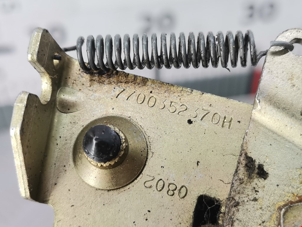 Ручка дверная задняя внутренняя левая RENAULT Master 1998-2010