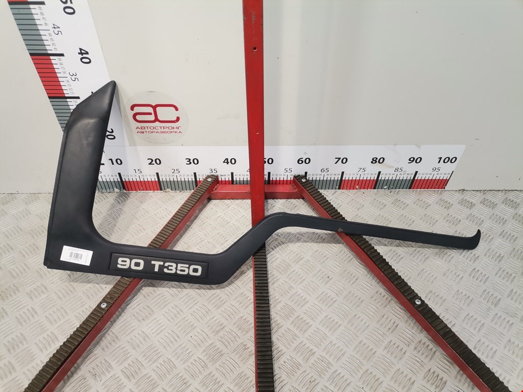 Накладка декоративная (молдинг) стекла двери передней левой Ford Transit 4 (2000-2006)