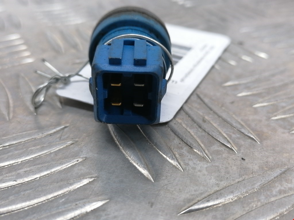 Датчик температуры (охлаждающей жидкости) AUDI A3 8L 1996-2003