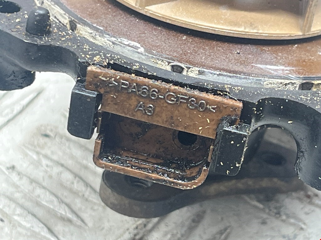 Насос водяной (помпа) PEUGEOT 207 2006-2015