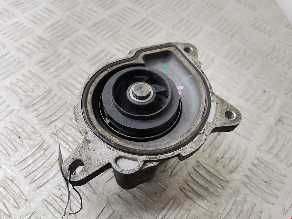 Насос водяной (помпа) VOLKSWAGEN Golf VI 2009-2012