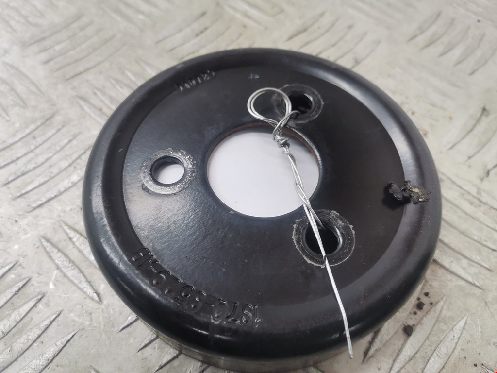 Шкив водяного насоса (помпы) VOLVO V50 I 2004-2012