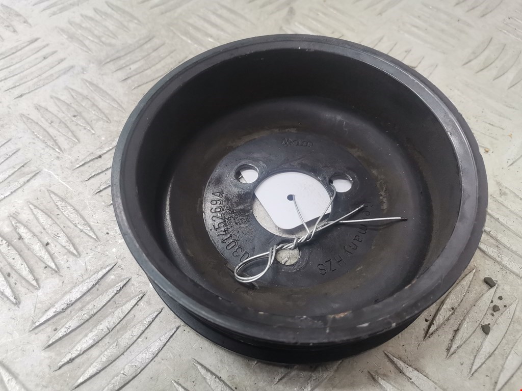 Шкиф насоса ГУР VOLKSWAGEN Bora 1998-2005