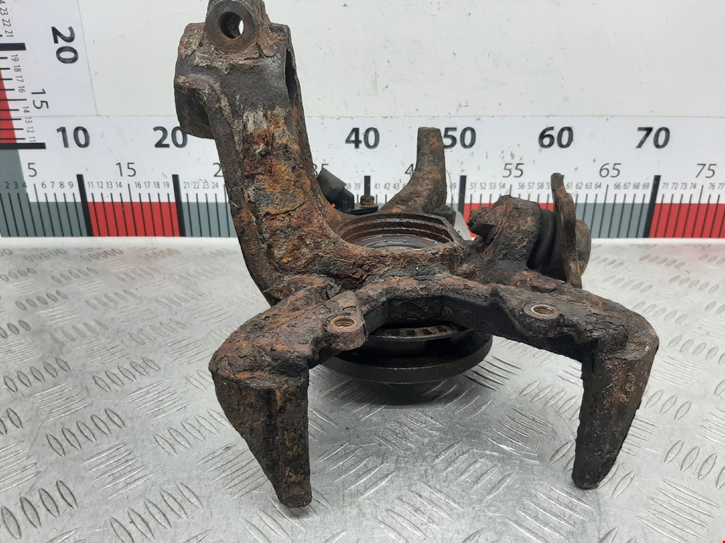 Ступица передняя правая VOLKSWAGEN Golf IV 1997-2003