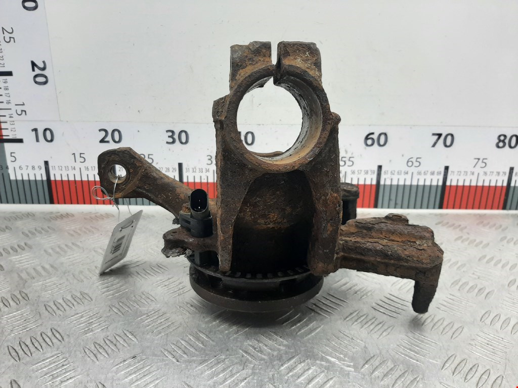 Ступица передняя правая VOLKSWAGEN Golf IV 1997-2003