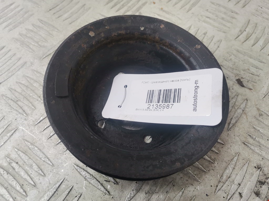 Шкив водяного насоса (помпы) BMW 5er 5 серия E34 1988-1997