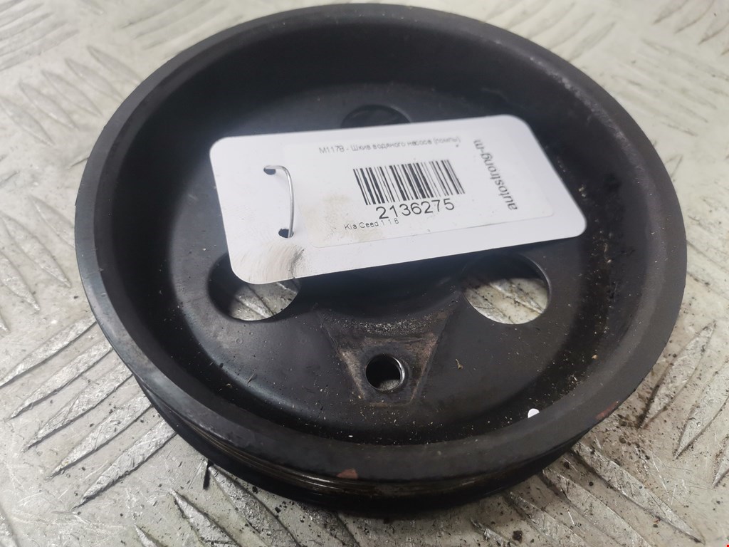 Шкив водяного насоса (помпы) KIA Cee'd I 2006-2012