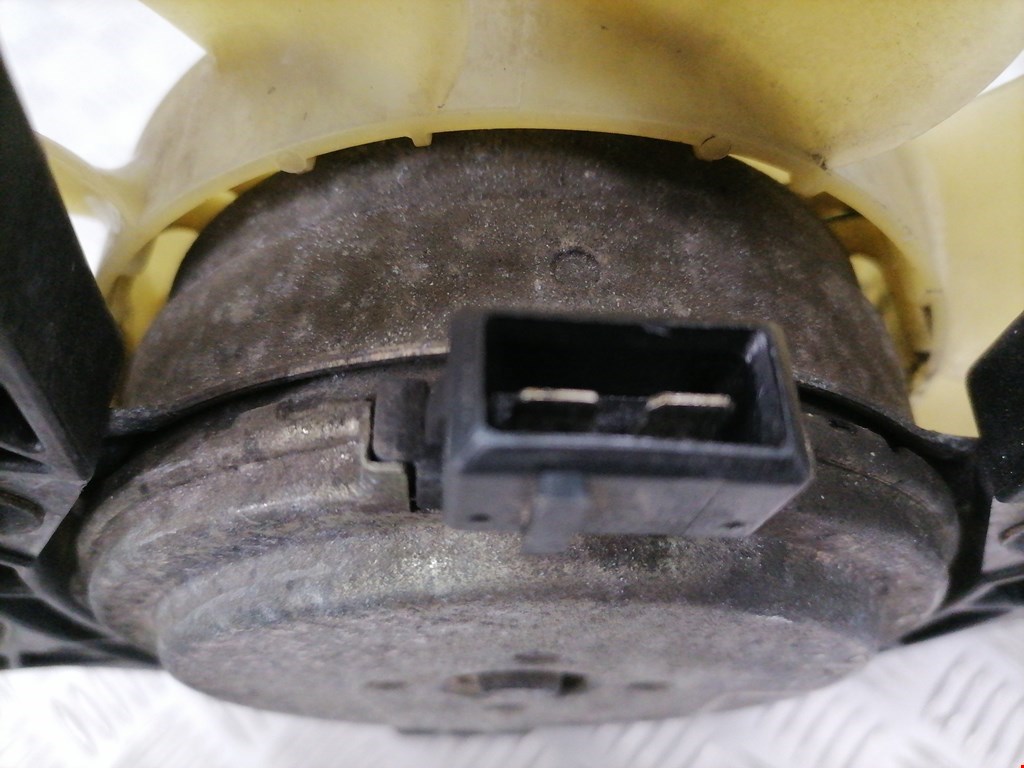 Вентилятор радиатора основного SAAB 9-3 2002-2014