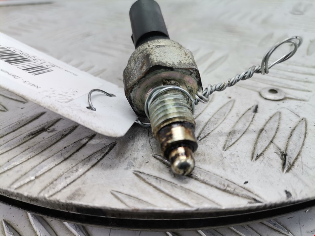 Датчик включения заднего хода SKODA Octavia A4 1U- 1997-2010