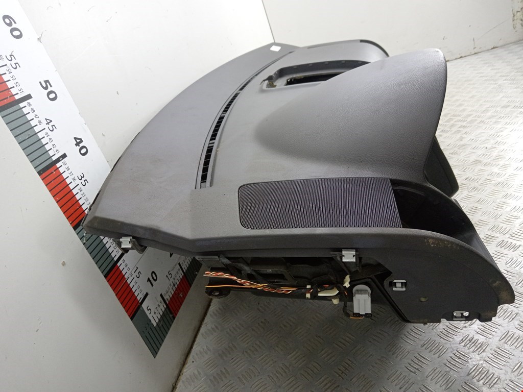 Торпедо VOLKSWAGEN Touran 2003-2010