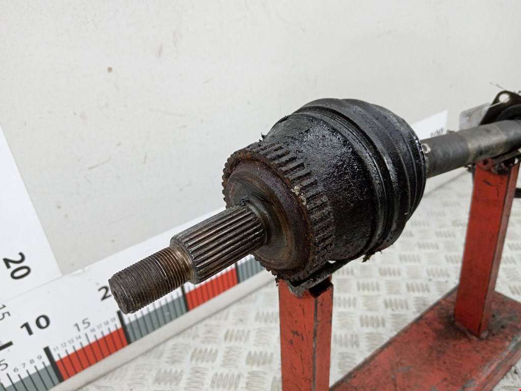 Полуось (привод, приводной вал) передняя левая RENAULT Megane I 1996-2002