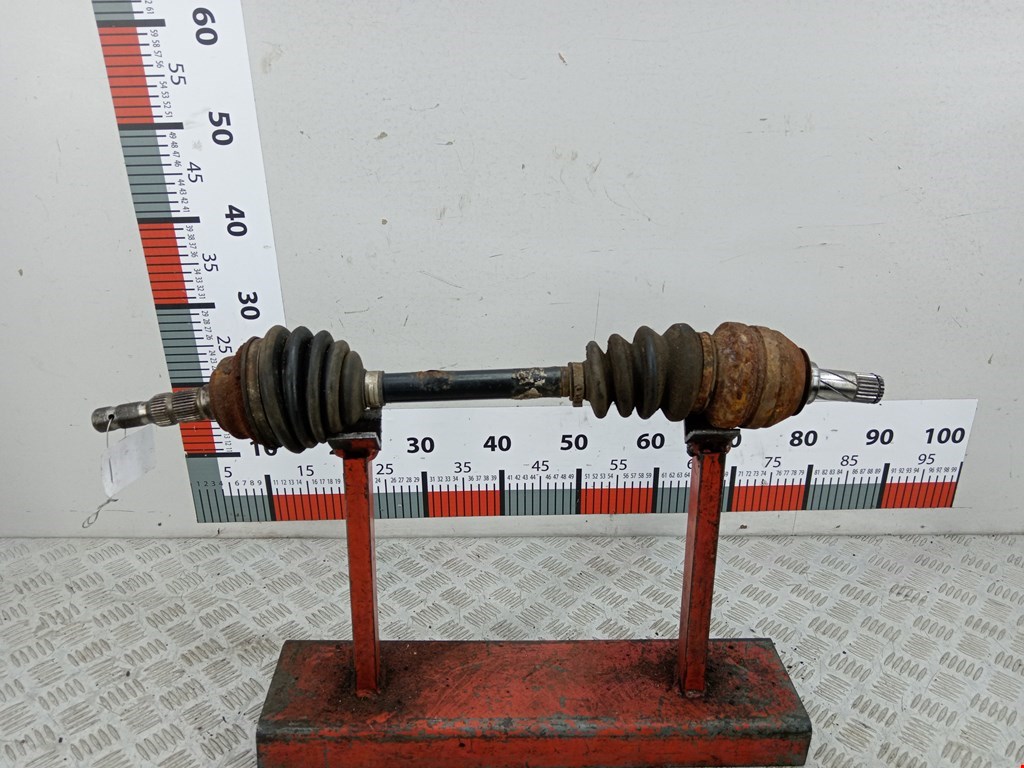 Полуось передняя левая (приводной вал шрус) Opel Astra G (1998-2004)