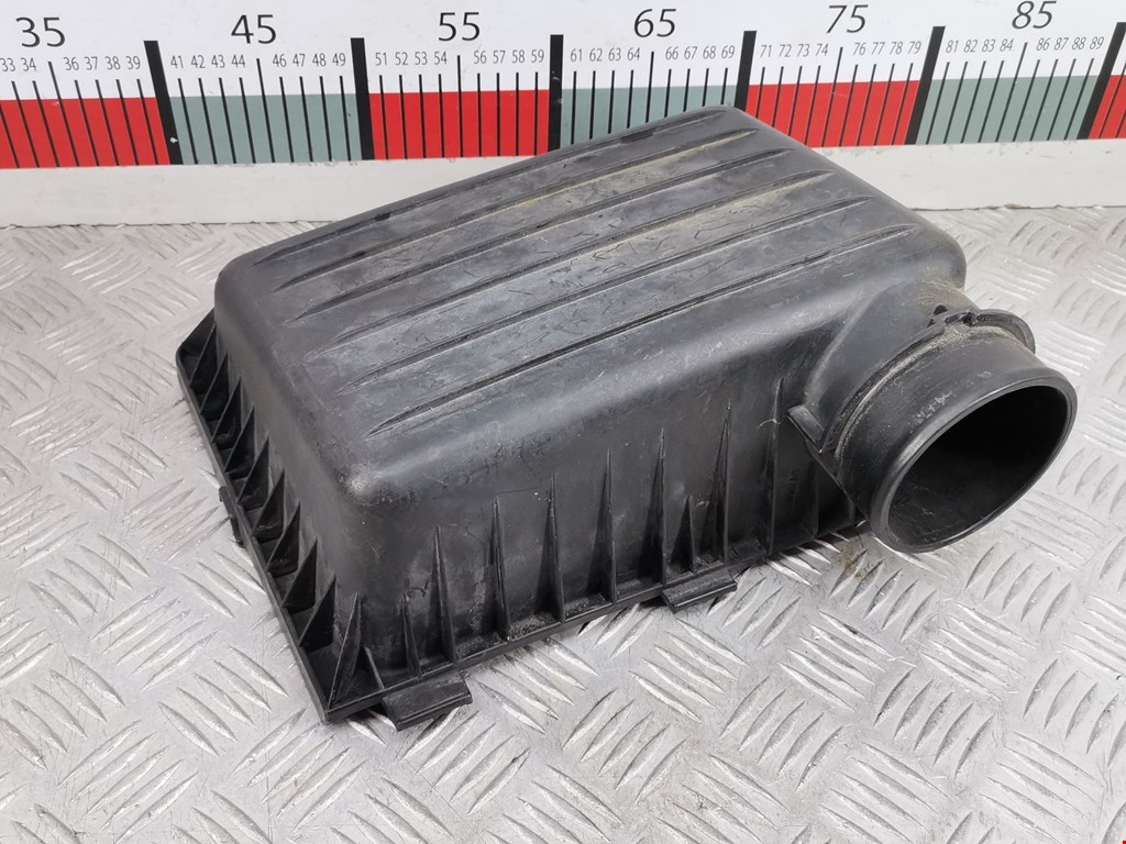 Корпус воздушного фильтра DODGE Magnum 2003-2008