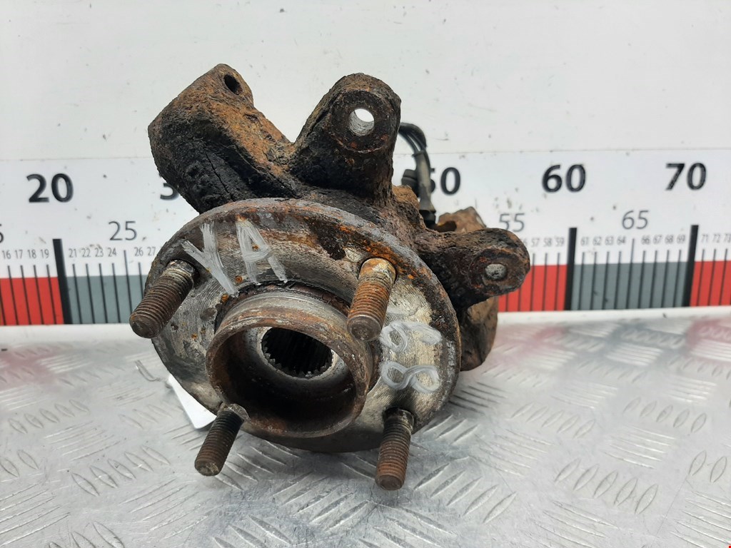 Ступица передняя левая FORD Fiesta 2001-2008