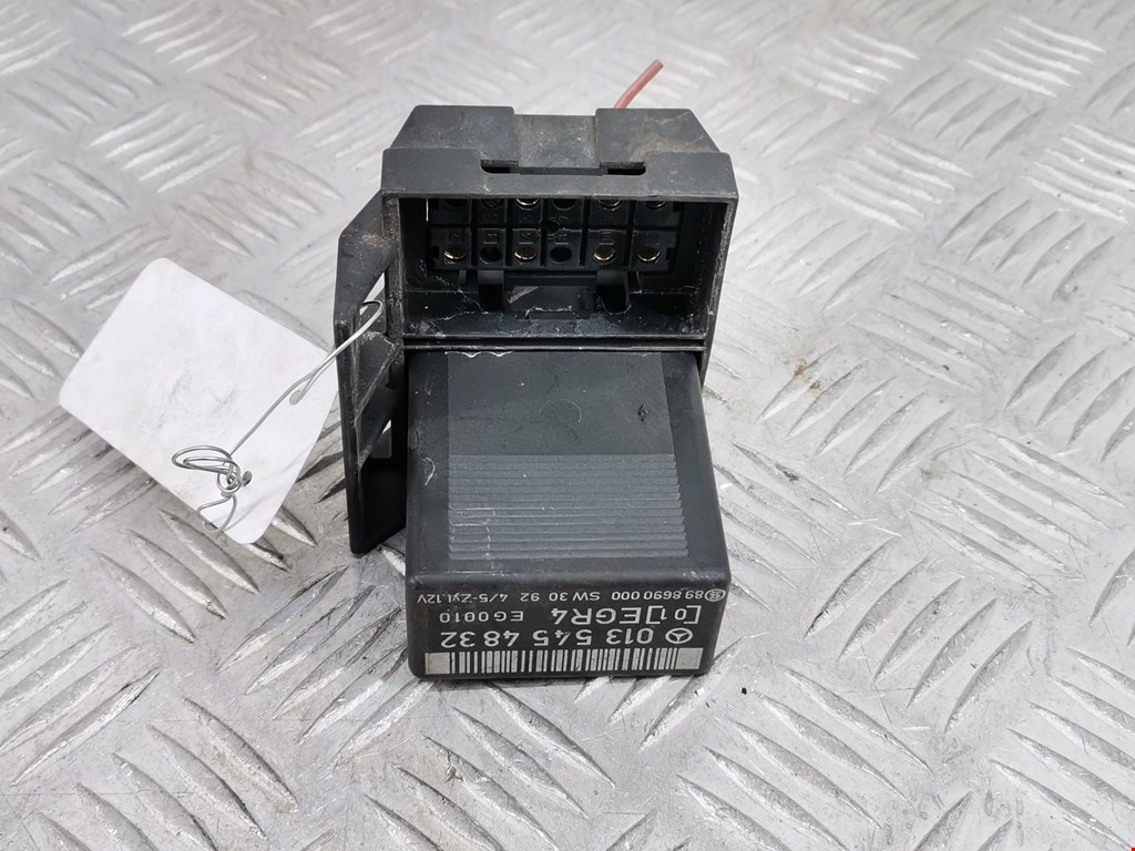 Блок реле MERCEDES-BENZ C-Class C-klasse W202 1993-2000