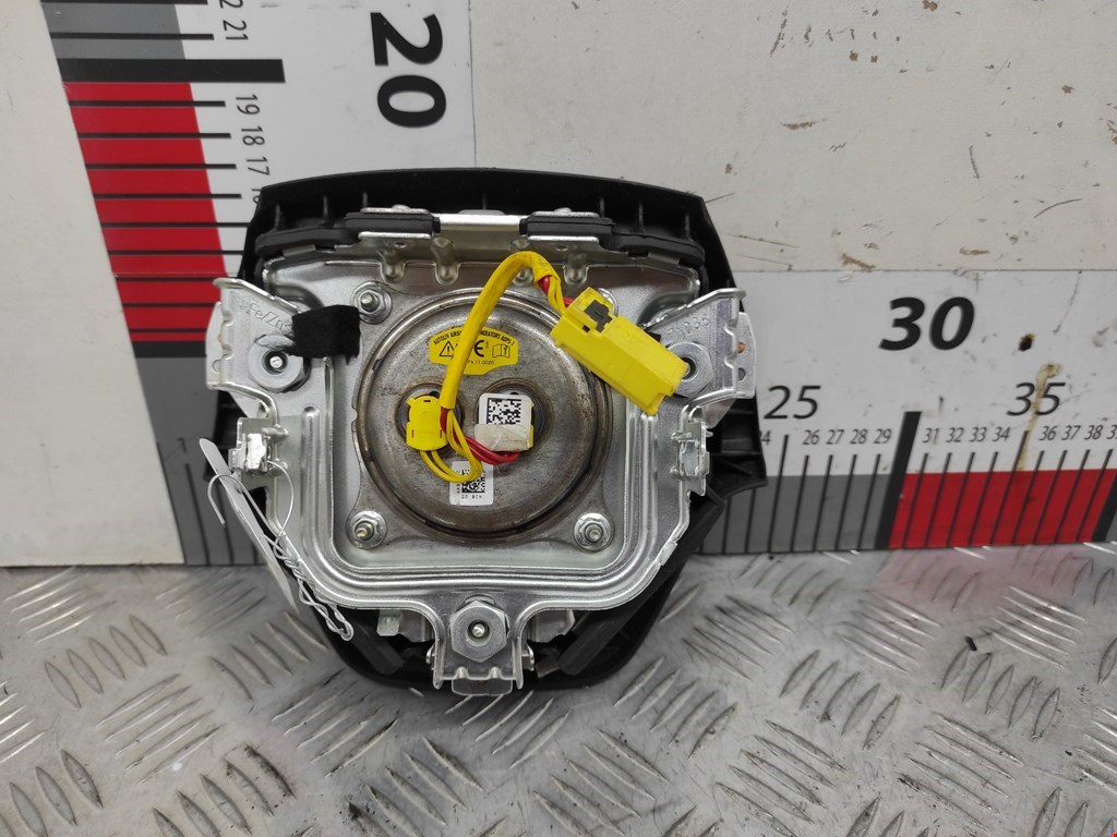 Подушка безопасности в рулевое колесо HONDA CR-V III 2007-2012