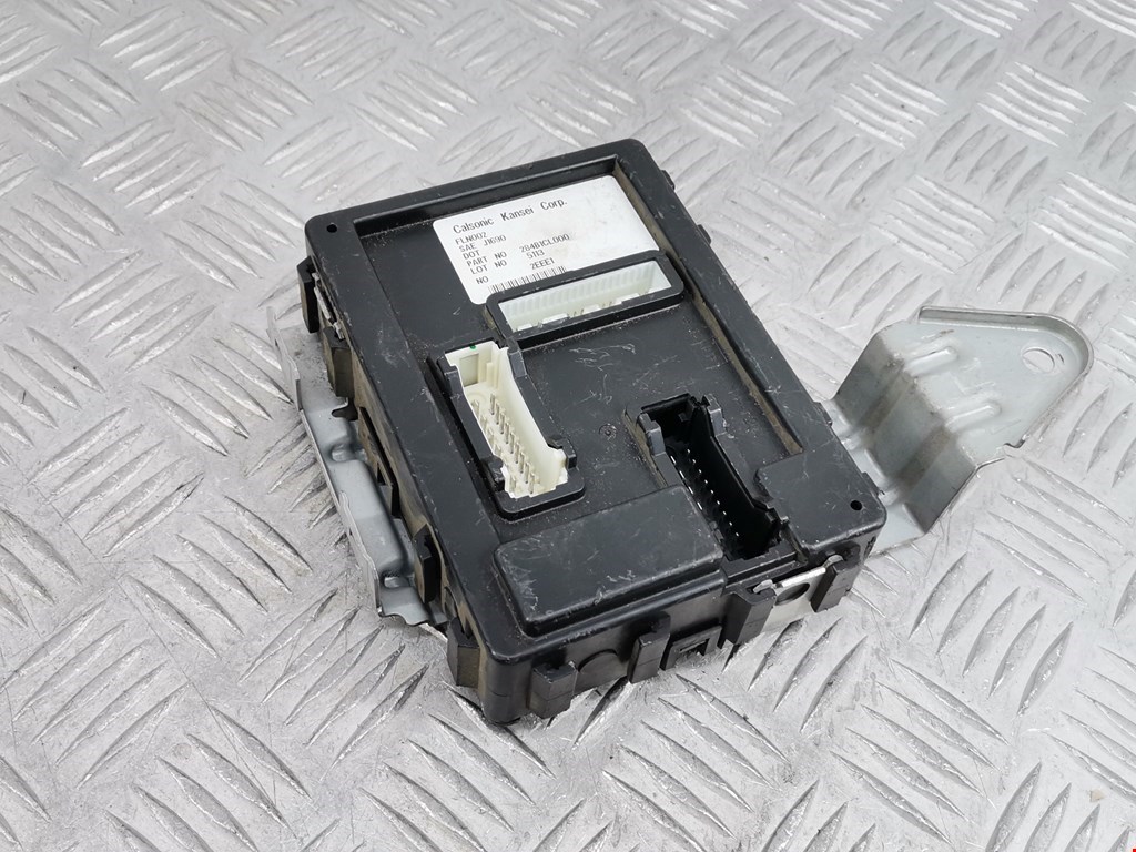 Блок комфорта INFINITI FX/ QX70 2002-2008