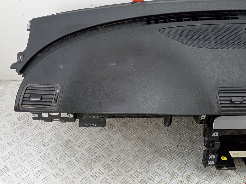 Торпедо VOLKSWAGEN Passat B6 2005-2011