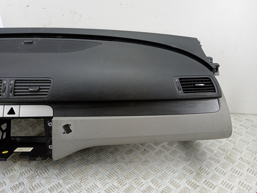 Торпедо VOLKSWAGEN Passat B6 2005-2011