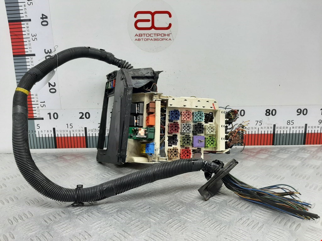 Датчик уровня в бачок омывателя VOLVO 850 R 1991-1997