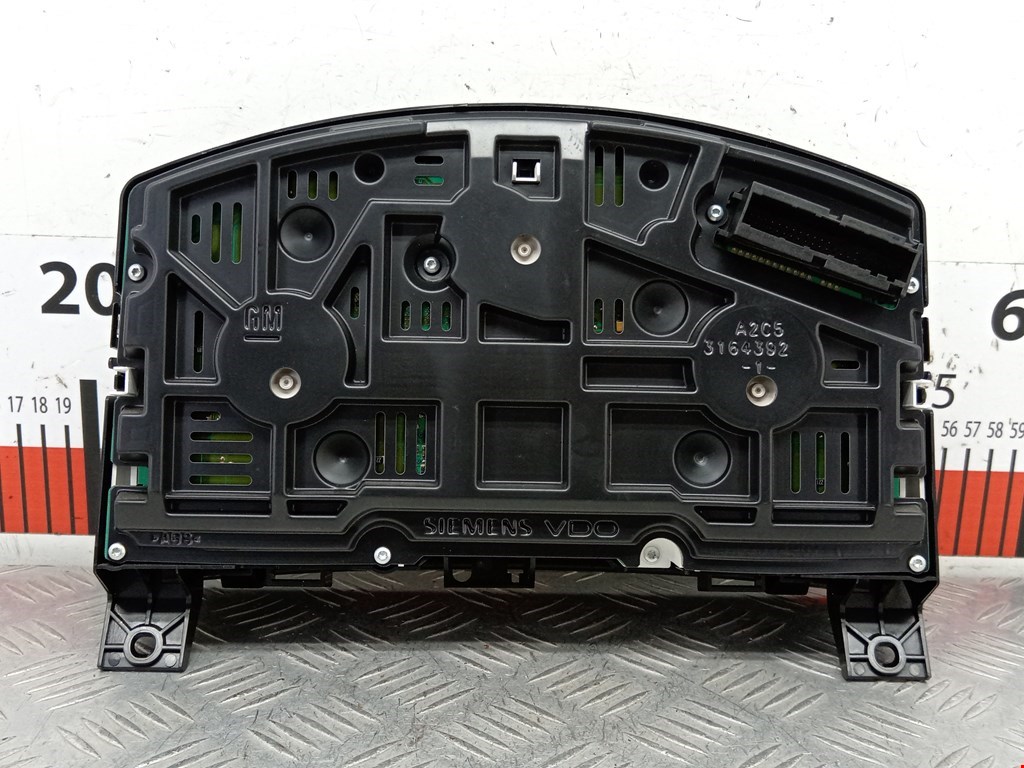 Панель приборов (щиток) OPEL Astra H/Family 2004-2015