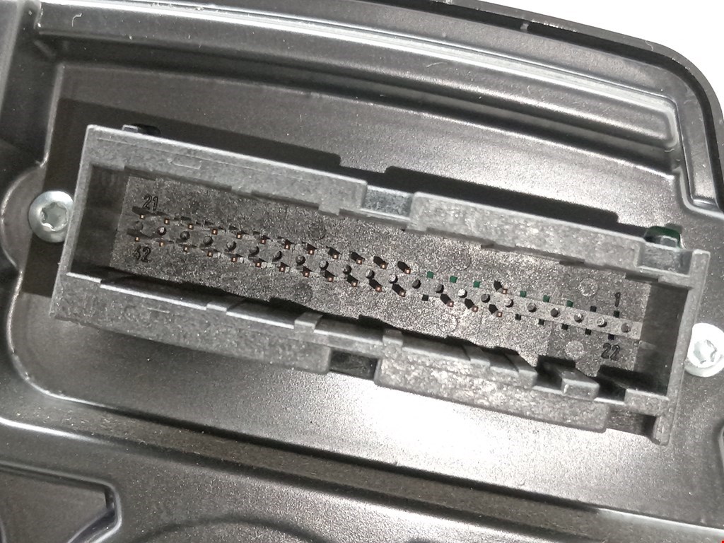 Панель приборов (щиток) OPEL Astra H/Family 2004-2015