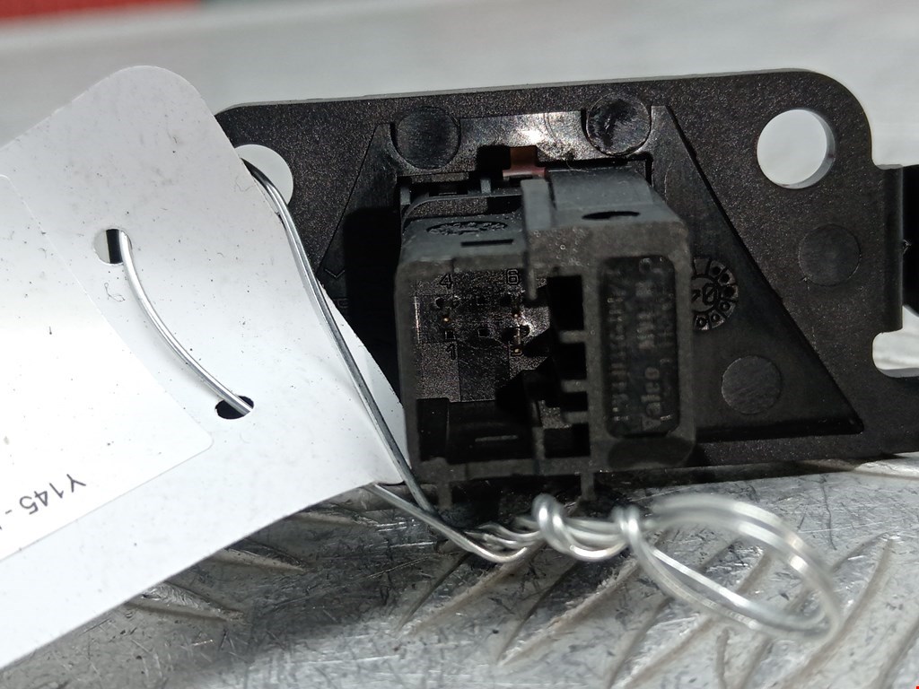 Кнопка аварийной сигнализации (аварийки) PEUGEOT 307 2001-2008